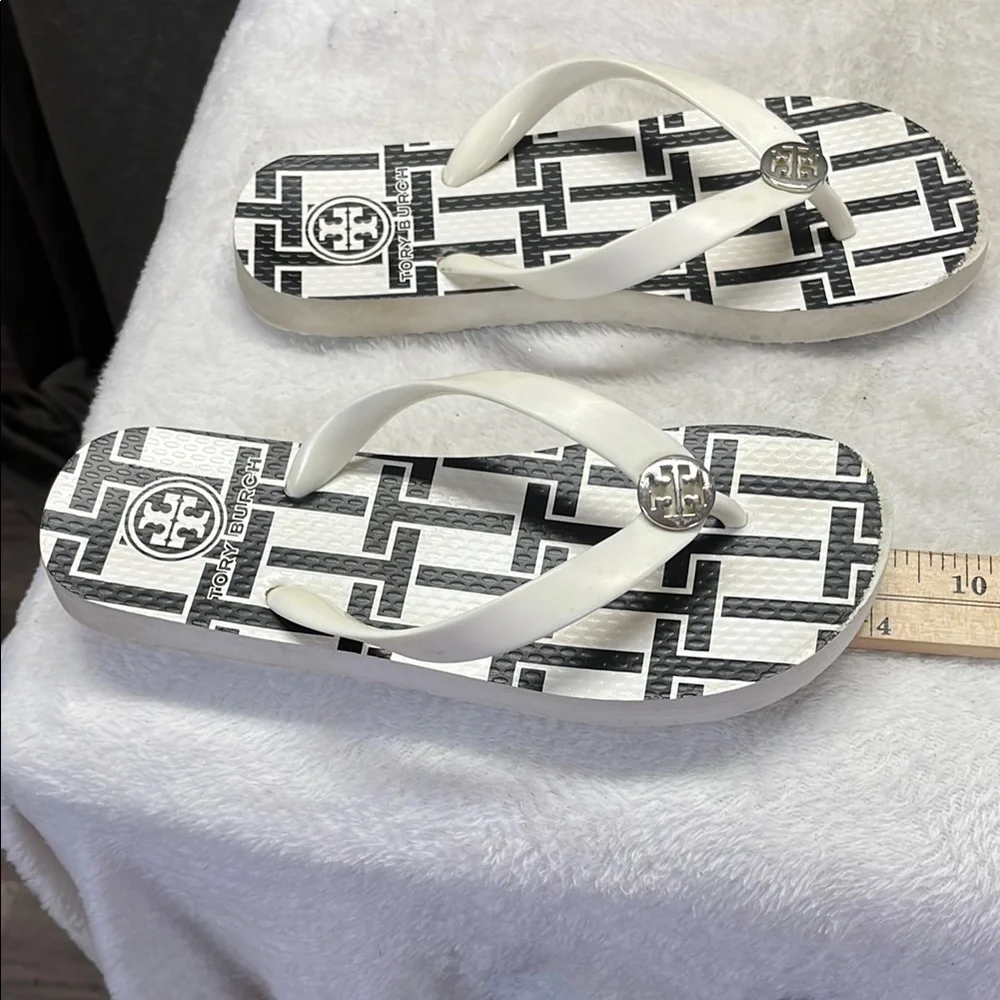 Tory Burch White Girls Slippers‎ Luxurious Comfort